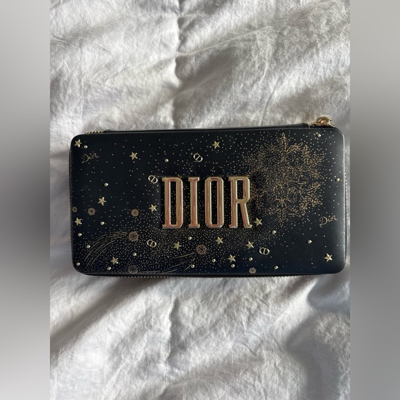 Never used Dior Limited Edition Holiday Clutch – Black & Gold - Picture 8 of 14